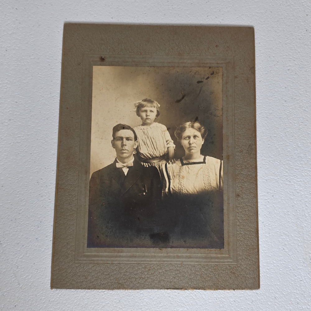 Antique Family Portrait Photo 1914 Sepia Cabinet Card Father Mother Child